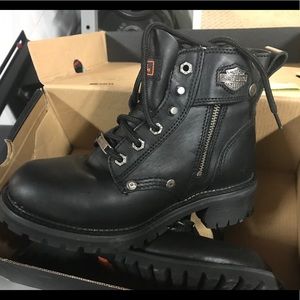 Brand new Harley-Davidson boots!